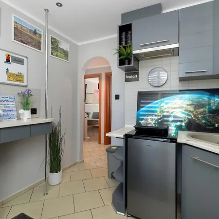 Lingua Center By Bookinghost Apartment Szczecin