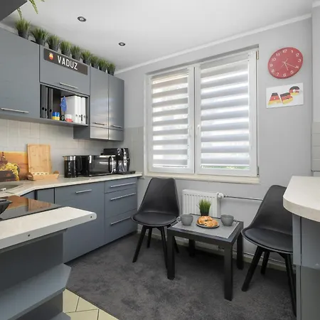 Apartment Lingua Center By Bookinghost *